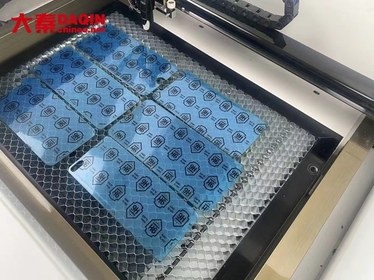 ODM della macchina di produzione della copertura posteriore mobile della taglierina della pellicola dello schermo universale di USB Bluetooth