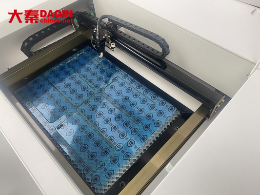 Tagliatrice mobile della protezione dello schermo del film del PVC del laser del CO2 del ODM automatica