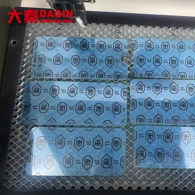 Tagliatrice temperata nana 50W del laser del protettore di vetro dello schermo di Daqin con incisione
