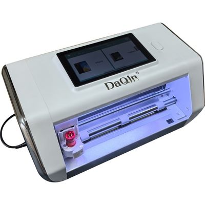 Macchine di taglio automatiche per schermi mobili e protettori di schiena