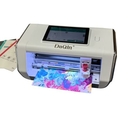 Macchina di taglio senza applicazioni per protettori telefonici personalizzati e pelli di vinile